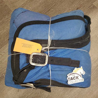 Lt Quilt Stable Blanket, 2 legs *gc, clean, mnr hair, dirt, film, threads, snags, tears, repairs, faded, strap fray
