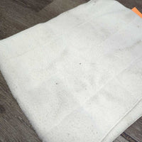 2 Fleece No Bow Leg Quilts *gc, creases, puckers, stretched, clean, hair, clumpy, stain
