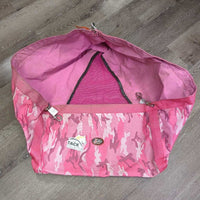 Nylon Corner Hay Bag Feeder, Mesh Bottom, 4 Double Ended Snap *gc/fair, pulled out grommets, stains, cracking
