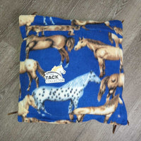 Fleece Pillow *gc, mnr hair, clumpy, older?
