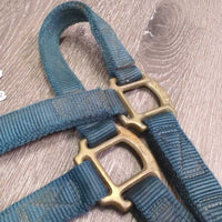 Thick Nylon Halter *gc, rubs, frays, older, stains, dirt, pulls, hole frays
