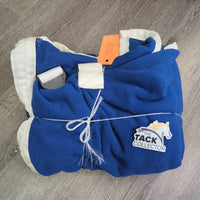 Square Fleece Cooler *gc, mnr hair, dirt, pilly, stains, clumpy
