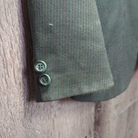 Show Jacket *gc, mnr hair, stains?
