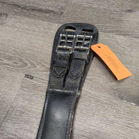 Soft Padded Small Belly Short - Dressage Girth, 2x els, D Ring *vgc, clean, hairy seams, residue, creases, older?
