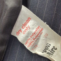 Show Jacket *gc, older, v.holey lining, snags
