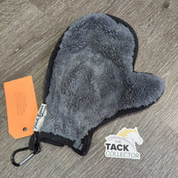 Double Sided Fleece Grooming/Applicator Mitt *vgc/gc, mnr dirt, hair, residue, clumps

