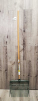 Plastic Pitch Fork *gc, dirty, residue, split pitchfork
