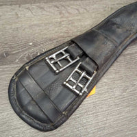 Thick Padded Anatomical Short - Dressage Girth, 2x Els *gc, v.dirty, creases & hollow spots, hair, fading
