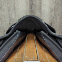 18" *adj *White/XW Gullet In Premier Equine Synthetic All Purpose Saddle, 2 Billet Guards, 4 Velcro Blocks, Navy PEi Jersey Cover, Synthetic Wool Flocking, Front & Rear Gusset Panels, Flaps: 15.75"L x 14.5"W Serial # PE036093

