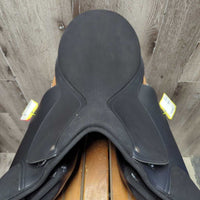 18" *adj *White/XW Gullet In Premier Equine Synthetic All Purpose Saddle, 2 Billet Guards, 4 Velcro Blocks, Navy PEi Jersey Cover, Synthetic Wool Flocking, Front & Rear Gusset Panels, Flaps: 15.75"L x 14.5"W Serial # PE036093
