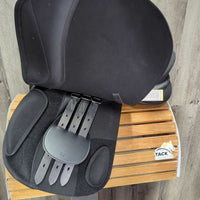 18" *adj *White/XW Gullet In Premier Equine Synthetic All Purpose Saddle, 2 Billet Guards, 4 Velcro Blocks, Navy PEi Jersey Cover, Synthetic Wool Flocking, Front & Rear Gusset Panels, Flaps: 15.75"L x 14.5"W Serial # PE036093
