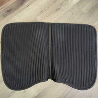 Channel Non Slip Satin Jumper Pad, 2x piping *vgc, clean, puckers, curled edges, mnr hair, pills, rubs, snags, loose embroidery
