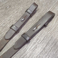 Rubber Web Plain Reins *fair, dirt, scrapes, scraped?sliced, dry, stiff
