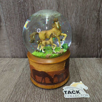"Pride & Wilderness" Mare & Foal Musical Glitter Horse Snow Globe, wood base *Plays Born Free* *xc, works
