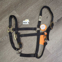 Narrow Thick Soft Nylon Halter, adj, snap *gc, mnr dirt, edge rubs, xholes

