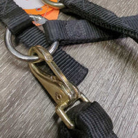 Narrow Thick Soft Nylon Halter, adj, snap *gc, mnr dirt, edge rubs, xholes
