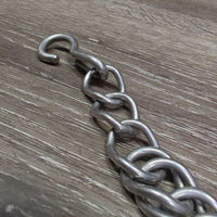 Curb Chain, 2 Hooks *vgc, clean, mnr rubs

