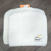 4 Fleece No Bow Leg Quilts *fair, clean, thinned, folds, creases, dingy, v.pilly, mnr hair
