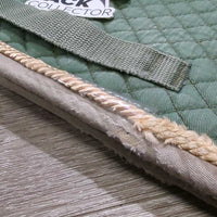 Quilt Dressage Pad, piping *gc, clean, holey edges, mnr rubs, threads, hair, faded, hair
