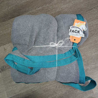 Fitted Full Fleece Cooler, "ABRA Final 2022", neck, 2 legs *xc, clean, pills, mnr clumpy, disccolor
