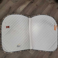 Quilt Jumper Saddle Pad *vgc, clean, mnr hair, stains, curled edges, threads, pills, puckers
