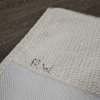 Non Slip Jumper Saddle Pad *vgc, clean, mnr stains, pills, marker, curled edges, puckers, rubs, clumpy fleece

