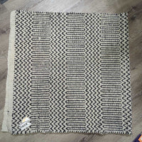 Thick Hvy Woven Western Saddle Pad - Blanket *gc/fair, dingy, snags, torn/frayed edge, frays
