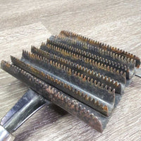 Metal 8 Blade Square Curry, wood handle *gc/fair, clean, dusty, rusty, bent blades, faded, scratches, loose cap

