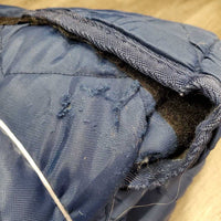 Med Quilt Pagoda Stable Blanket, 2 legs *vgc, clean, mnr threads, clumpy fleece, residue, rubs, faded, tears
