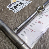 Thin D Ring Snaffle Bit *fair, residue, dirt, rough/thick welds
