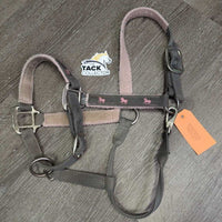 Nylon & Fleece Halter, adj, snap *fair, v.torn holes, dirty, clumpy, stains, rubs, hair
