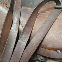 *DECOR ONLY - NOT FOR RIDING *TWISTED Tree *Antique Trail - Cavalry Saddle, 2x Trial Bags, Leathers, Irons, Fleece Flocked
