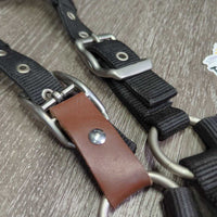 Fleece Lined Nylon Breakaway Halter, adj, snap *vgc, mnr dirt, hair, clumpy, pills, residue
