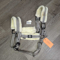 Fleece Lined/Padded Nylon Halter, adj, snap *xc, mnr dirt, stains
