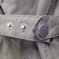 Waterproof? Jacket, zips, hood *xc/vgc

