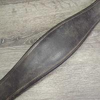 Padded Leather Girth, 1x els *gc, dirty, creases, hair, residue, Buckle lthr: cracked, stretched
