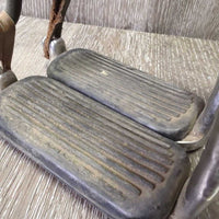 Peacock Stirrup Irons, grips, 2x els, 2x keepers *gc, dirty, cracking els, scratches, stains
