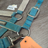 Padded Nylon Halter, adj, snap *gc/fair, clean, faded, mnr dirt, stained, dingy, mnr hair, rubbed, scuffs, frays, snags, pills, rust
