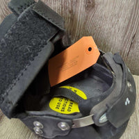 Hoof Boot, Metal Container, info packets *new, clean, mnr stains & film
