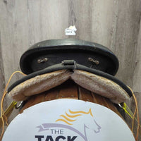 16" XW Big Horn Synthetic & Leather Endurance Saddle, 1 latigo, 1 off-billet, 2 laces, Plastic Stirrups, 2 Fender Hobbles Serial #: 116

