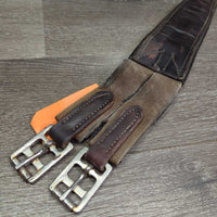 Padded Leather Girth, 1x els *gc/fair, rubs, scrapes, deep creases, older, rust, els: rubs, frays & torn
