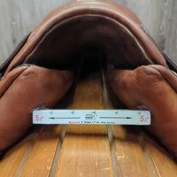 18.5" MW 5.5" Crosby Marathon Endurance Saddle, 2 Billet Guards, Wool Flocking, Long Front Pencil Blocks, Padded Seat, Flaps: 15.5"L x 15"W Serial #: S6635
