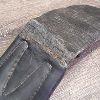 Padded Leather Short - Dressage Girth, 2x els *gc, clean, sticky, stains, stretched els, pulled/loose stitching
