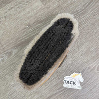 Body Brush, handle *gc, dirt, mnr hair, bent bristles, sticky residue, dents, rubs, stains
