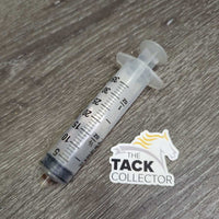 Plastic Syringe *gc/fair, mnr dirt, scuffs, residue
