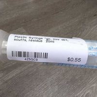 Plastic Syringe *gc, mnr dirt, scuffs, residue
