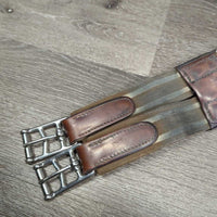 Padded Leather Girth, 2x els, x3 d rings *vgc/gc, clean, hair, residue, rubs, scrapes, stains
