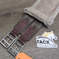 Nylon & Fleece Girth, 2x els, d ring *fair, "clean", v.clumpy, stained, bent ends, puckered els, residue, mnr hair
