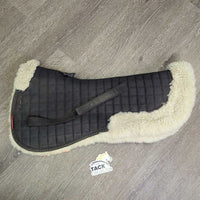 Quilt & Sheepskin Half Pad, Rolled Edges *gc/fair, clean, rubs, pills, flattened *Pommel: holey, thin, v.clumpy & stained
