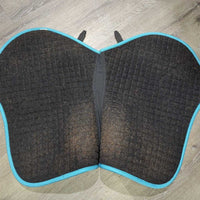 Satin Quilt Jumper Pad, mesh spine *vgc, clean, hairy, mnr snags, rubs, pills, threads, stains
